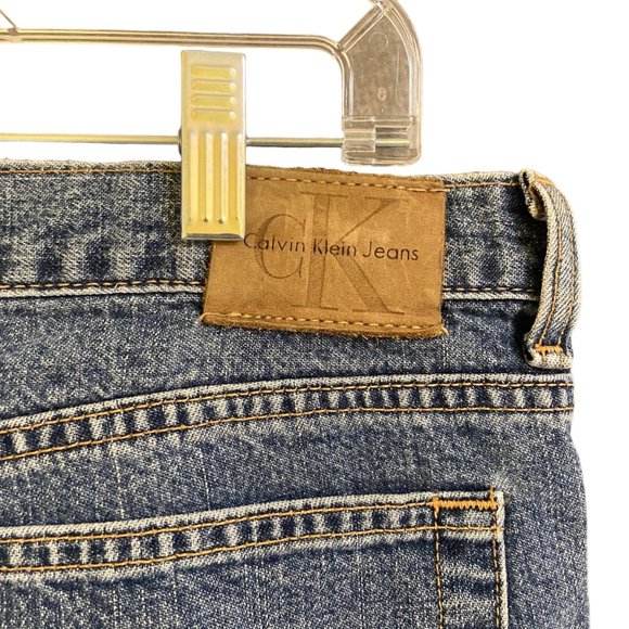 Calvin Klein Jeans Women's 35x30 Blue Light Wash 90s Style Low Rise Straight Leg - Picture 5 of 9